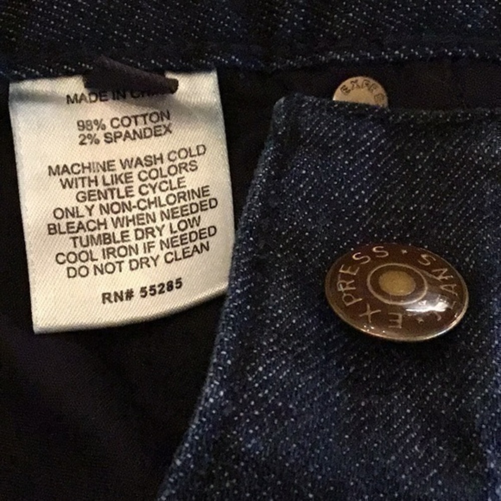 LIKE NEW EXPRESS ZELDA SKINNY Dark Wash Jeans Size 4 x 33 - Picture 13 of 14